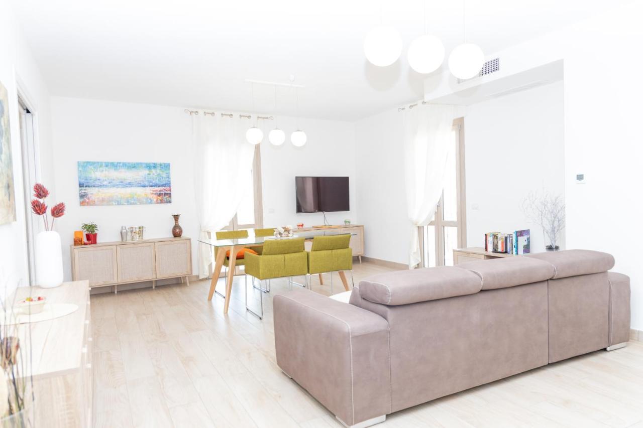 Appartamento Maria'S House Теулада Екстериор снимка
